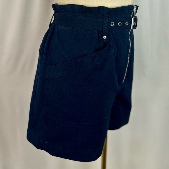 Banana Republic Paperbag Shorts (786) - Picture 7 of 14